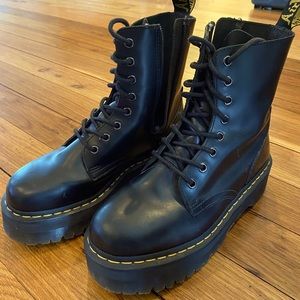 Dr Martens Boots, never worn, in excellent condition, size 39 ( 8-8 1/2)